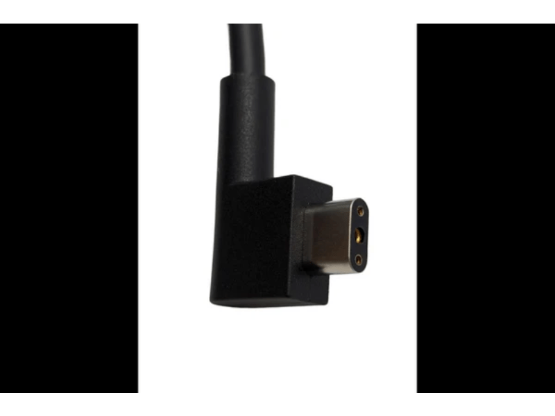 Razer Blade 18 400W adapter DC connector plug front view