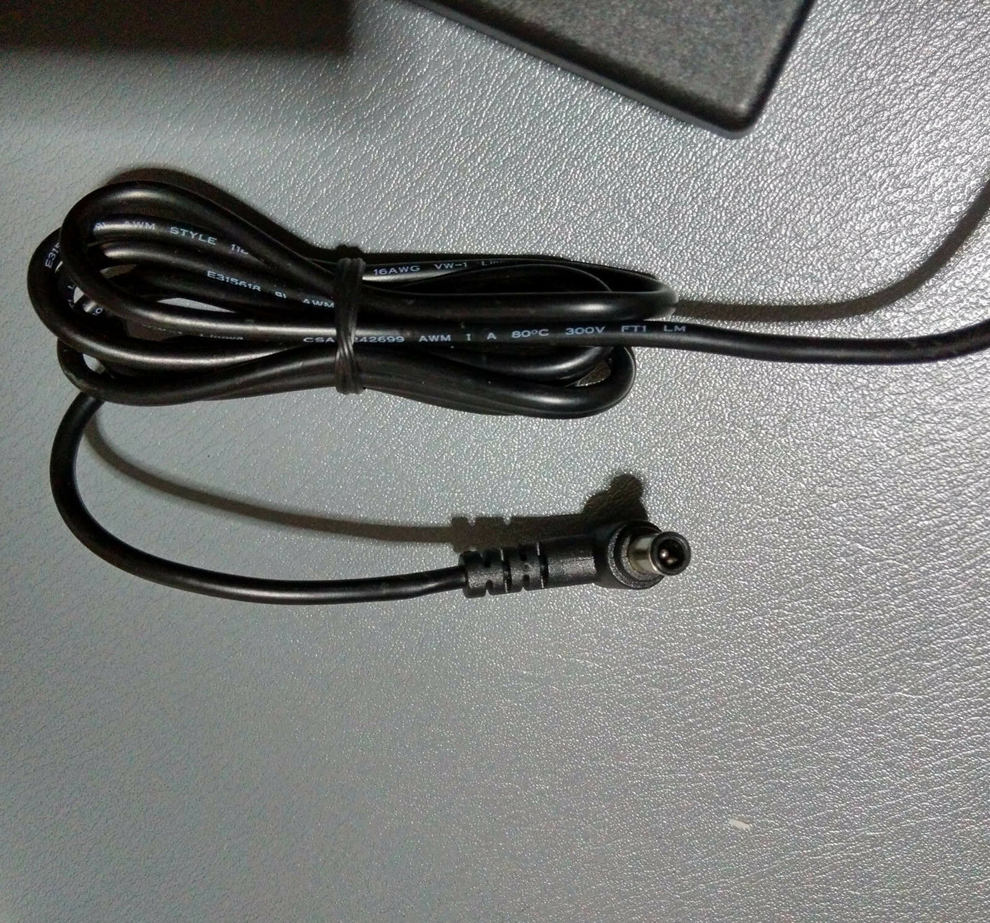 Sony 120W AC Adapter for VAIO PCG-2F1L,PCG-2F2L PCG-2F1P,VGP-AC19V15,ACDP-120D03