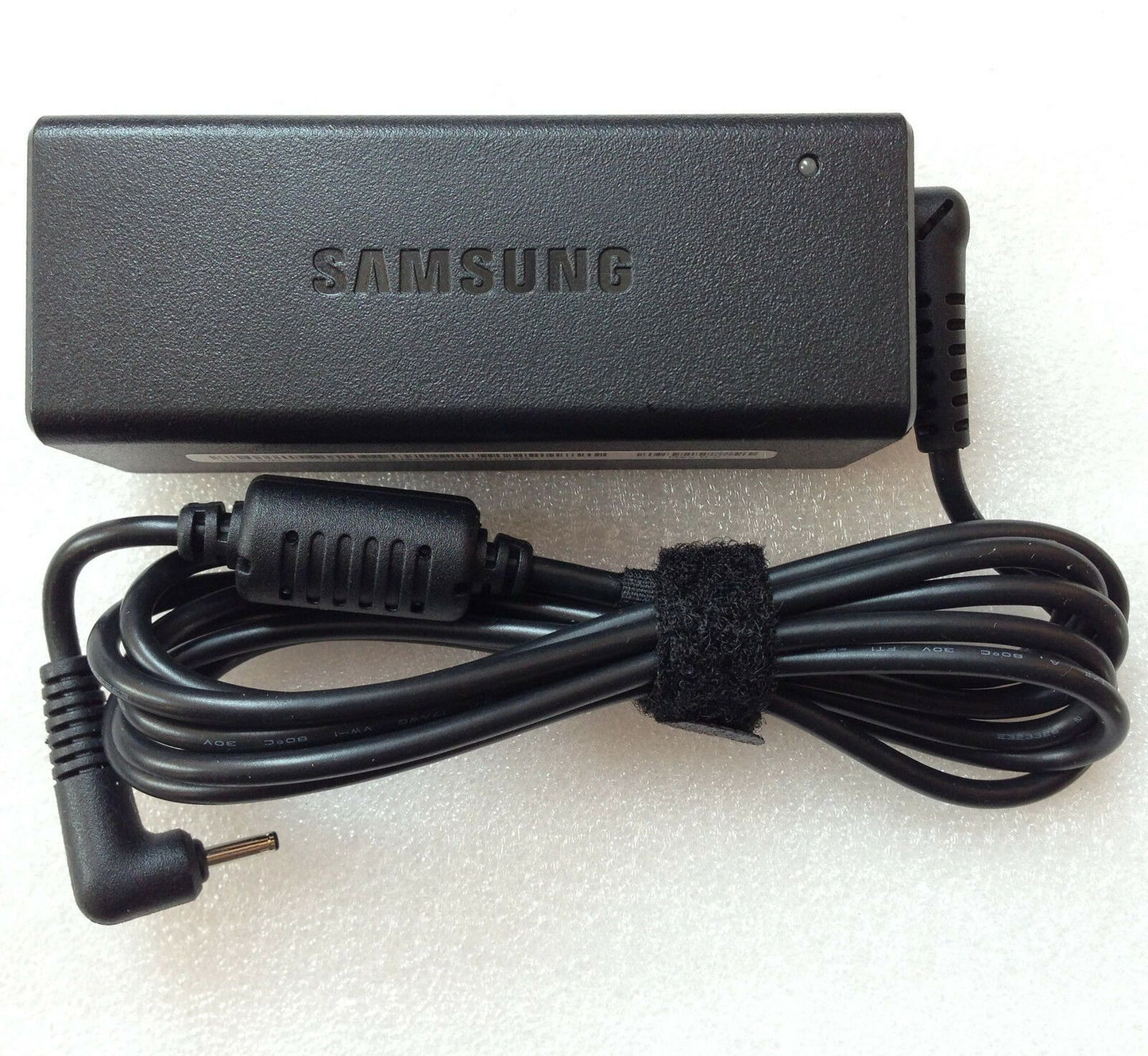 @Original OEM Samsung Charger ATIV Smart PC XE500T1C-A01CA,BA44-00294A,AD-4012A