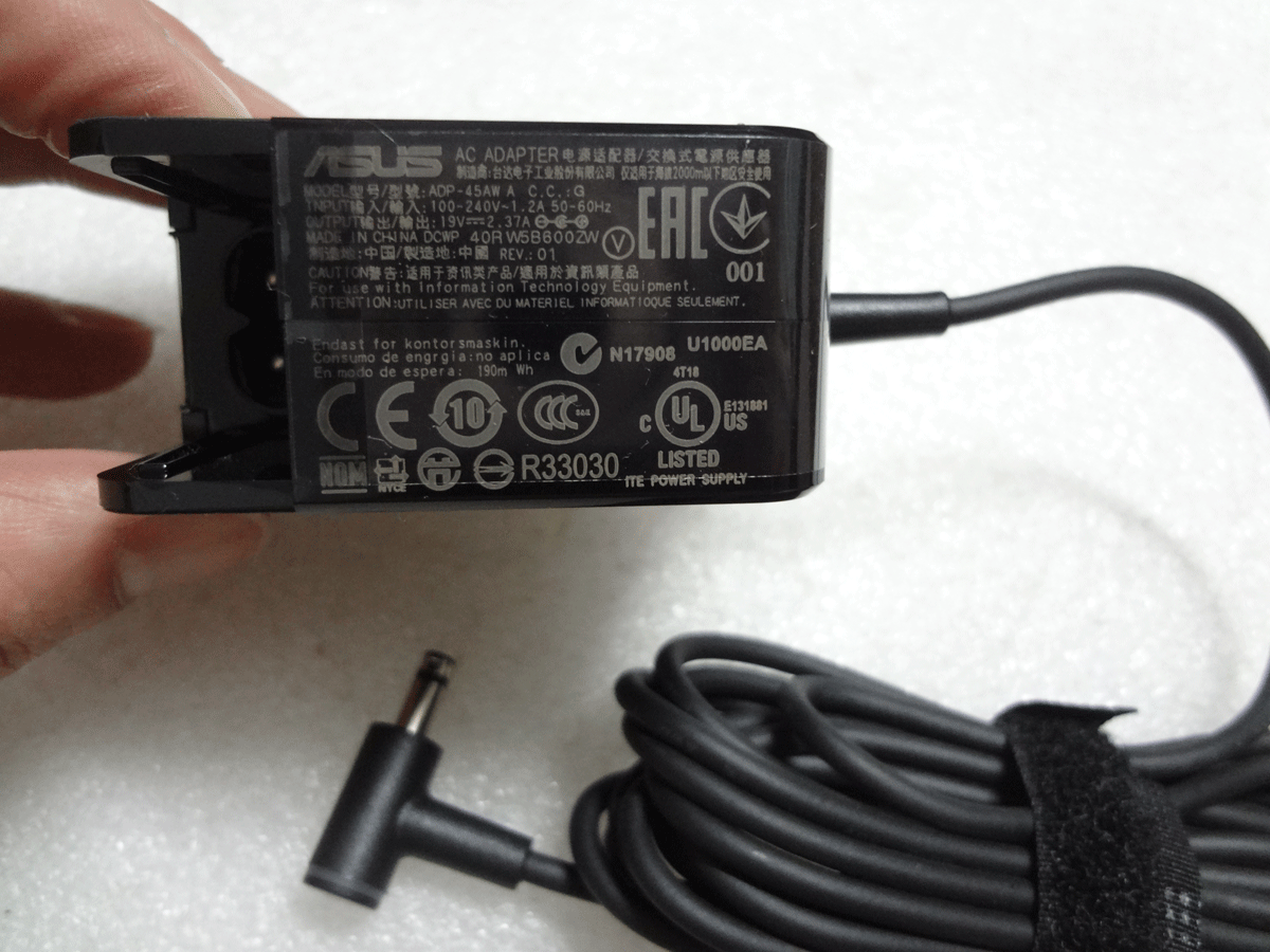 Original OEM ASUS 45W AC Adapter for Asus TP300LA-DS31T,TP300LA-UB52T,ADP-45AW A