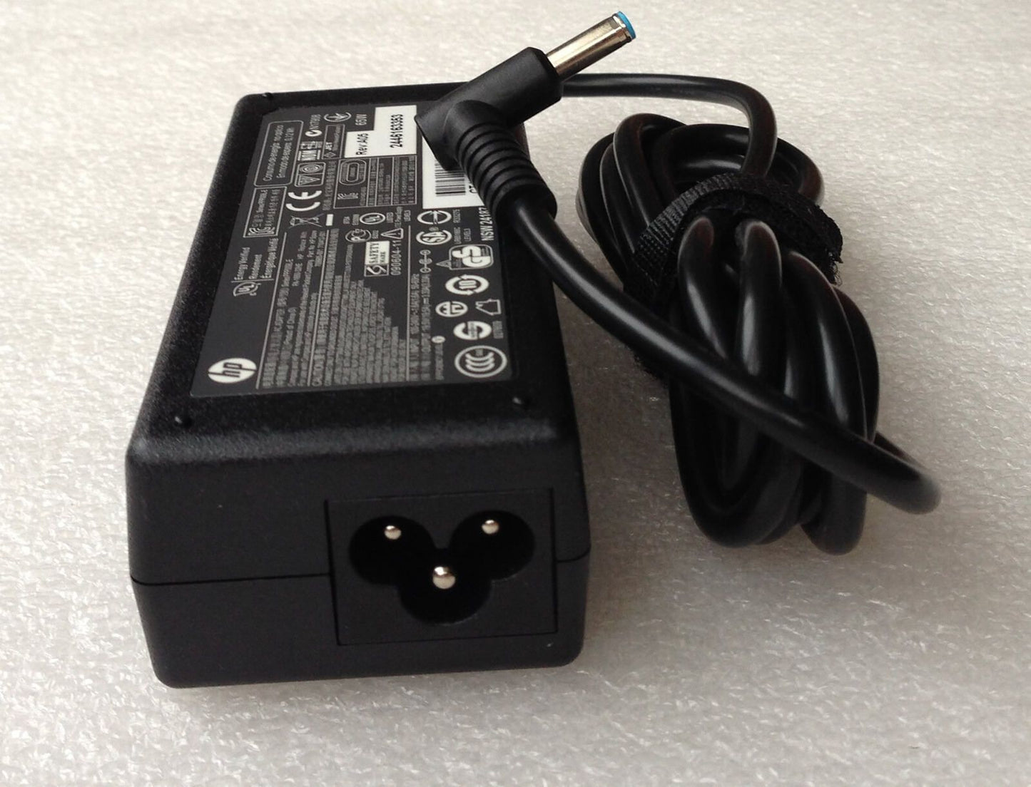 Original OEM HP 65W 19.5V 3.33A AC Adapter for HP 14-d007la/F4G68LAR Notebook PC
