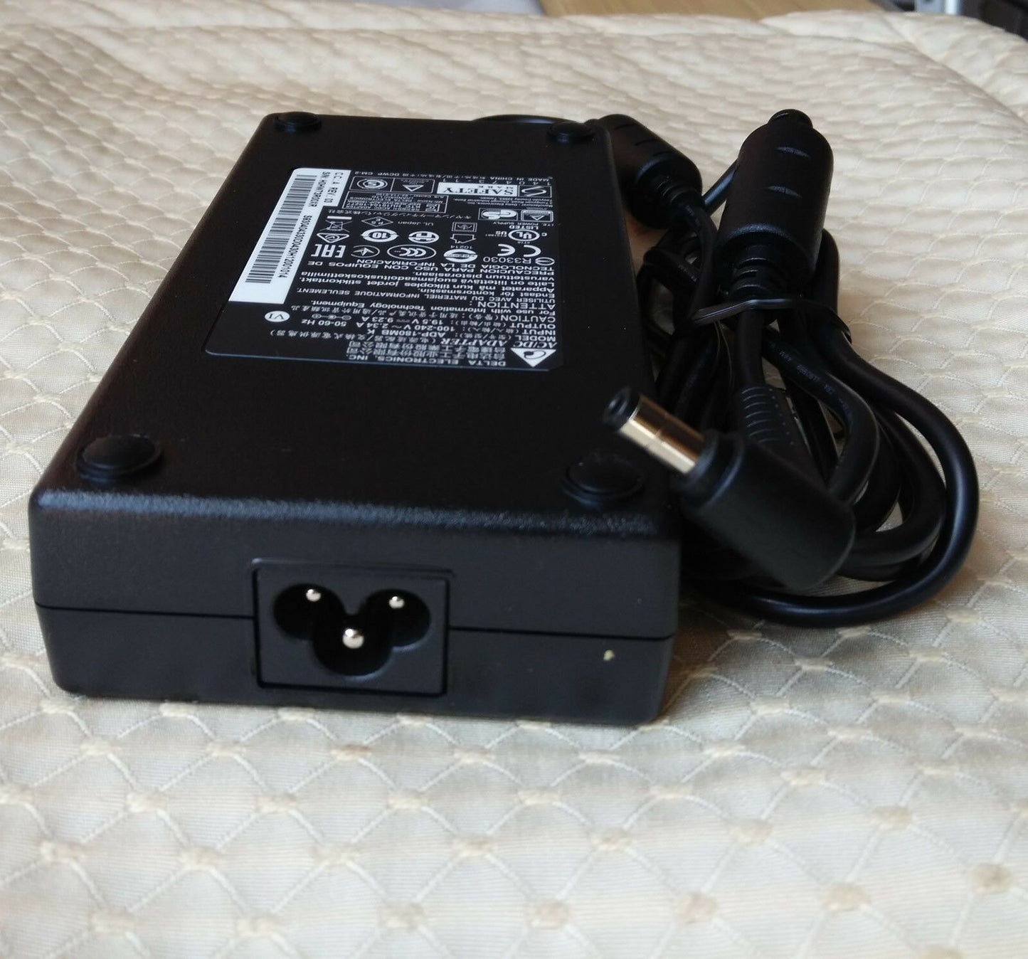 @New Original MSI GS73VR 7RF-431NL,ADP-180MB K,Delta 19.5V 9.23A AC Adapter&Cord