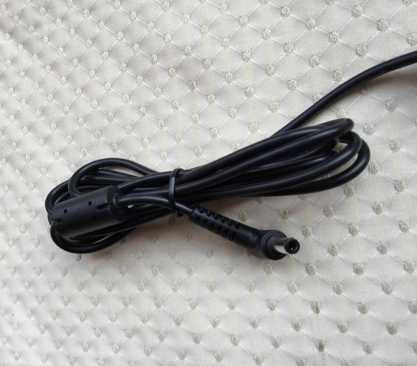 Original OEM Chicony 19.5V 6.15A 120W AC Adapter for Mifcom EG7/i7-7700HQ Laptop