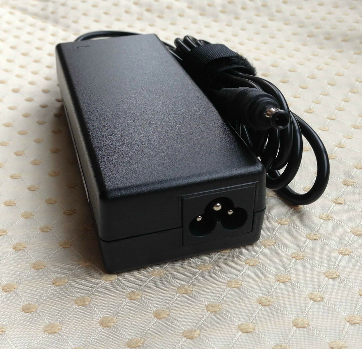 @New Original Genuine OEM Samsung 90W Power Cord/Charger NP550P5C-A01UB Notebook