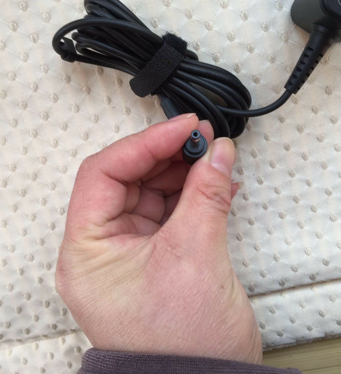 New Original OEM ASUS 33W EU AC Adapter for Asus VivoBook Flip 14 TP401NA-EC007T