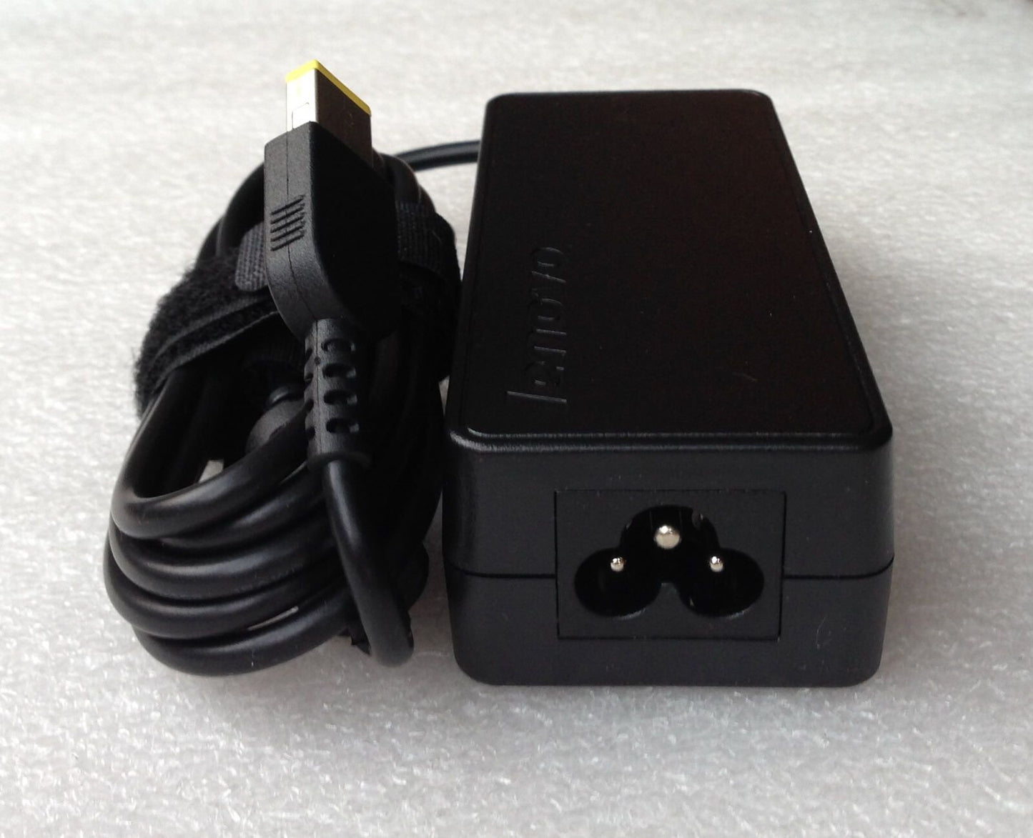 Original Genuine OEM Lenovo 65W Cord/Charger Essential G700 59375192 Notebook PC