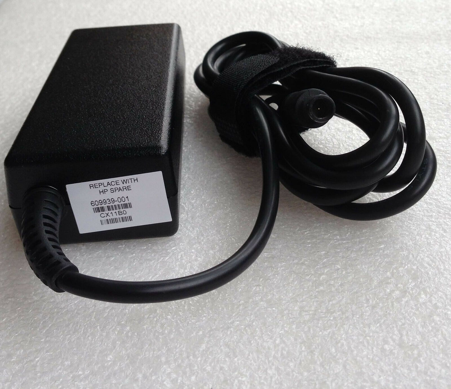 New Original OEM HP 18.5V 3.5A Smart AC Adapter for HP ProBook 5220m Notebook PC