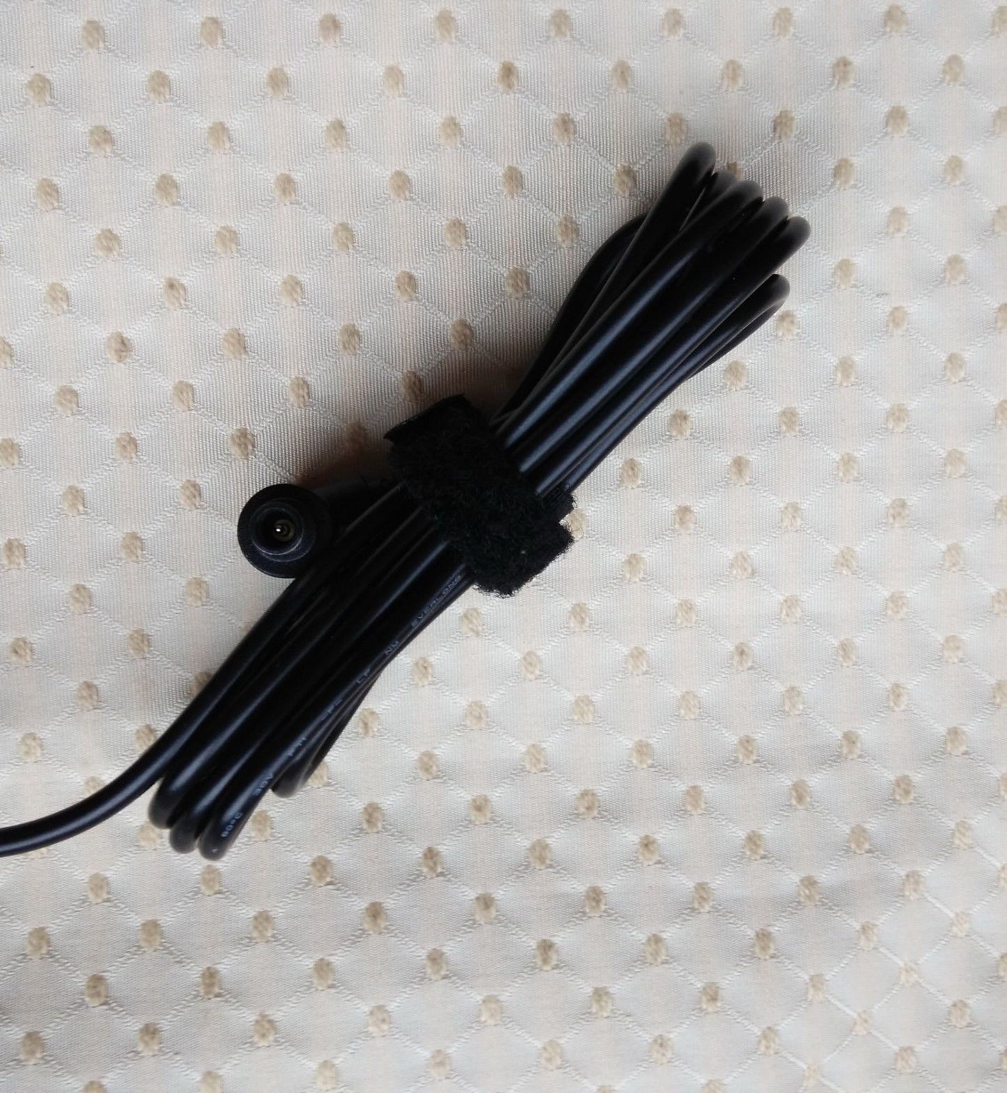 Original Genuine OEM Sony 19.5V 2A AC Adapter for Sony VAIO SVT13115FLS Notebook