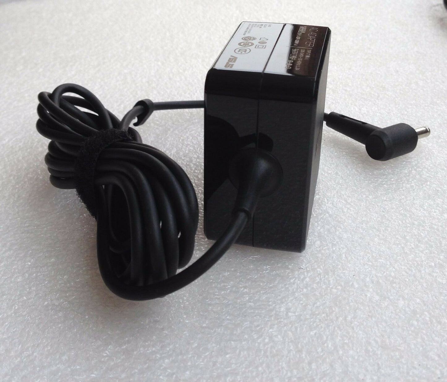 Original OEM ASUS 19V 2.37A AC Adapter for Transformer Book T300LA-XH71 Notebook