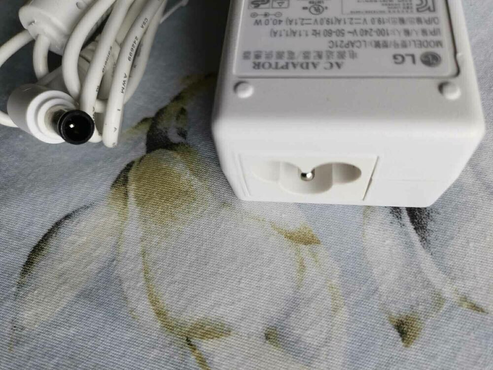 New Original OEM LG 19V 2.1A AC/DC Adapter&Cord for LG 34WP50S-W LCAP21C Monitor