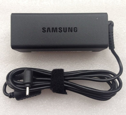 Original Genuine OEM Samsung 40W 19V AC Charger ATIV Book 9 Lite NP905S3G-K06CA