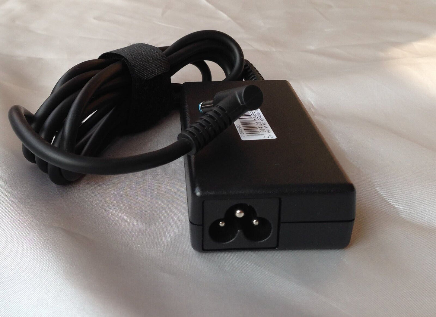 New Original HP HSTNN-DA35 719309-003 721092-001 ADP-45WD B 45W 19.5V AC Adapter