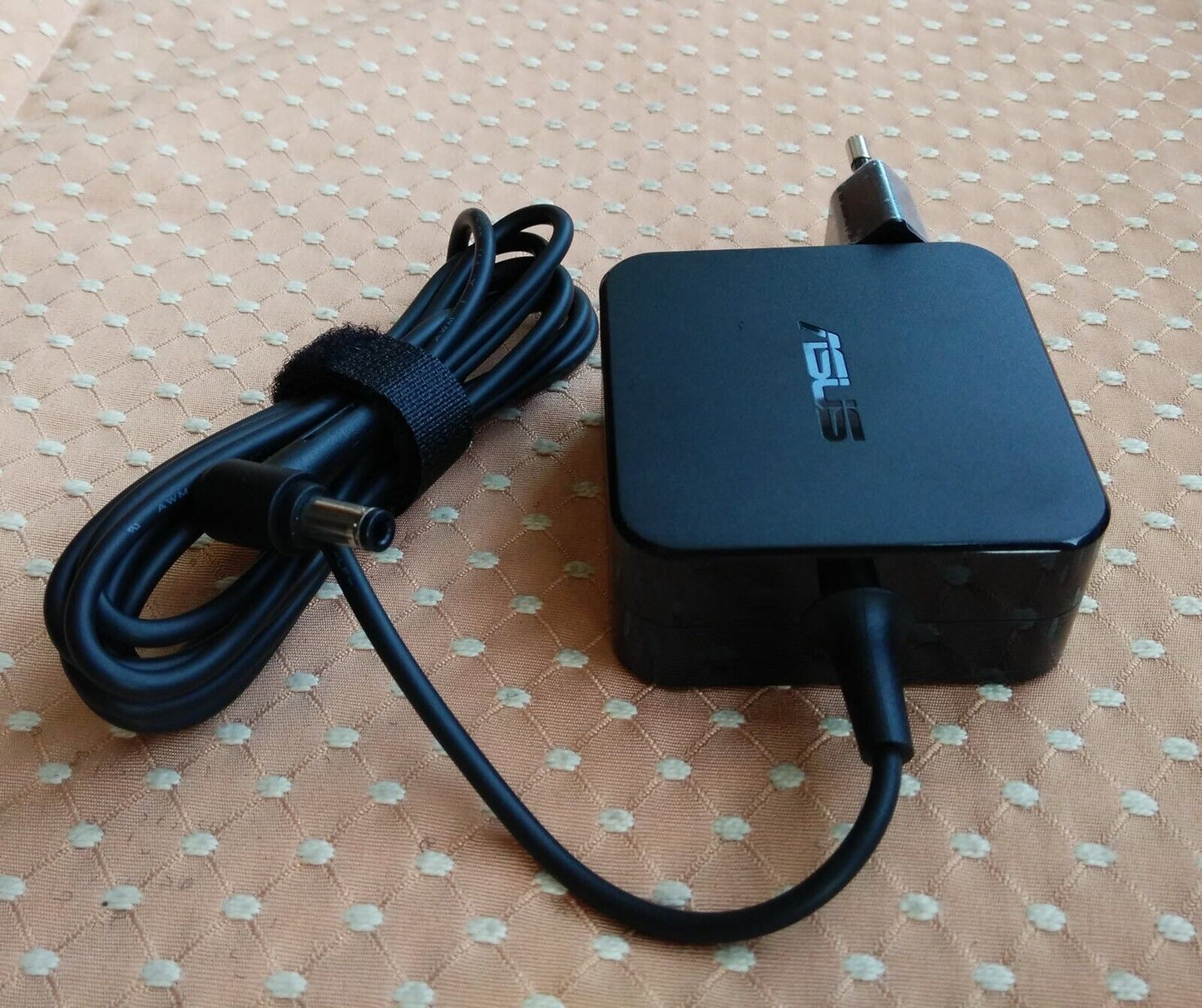 New Original 19V 2.37A AC Adapter for Captiva Power Starter I71/i7-1165G7 Laptop