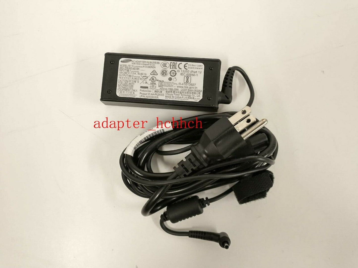 New Original Samsung AC/DC Adapter for Samsung Notebook Plus NT550XCJ A13-040N2A