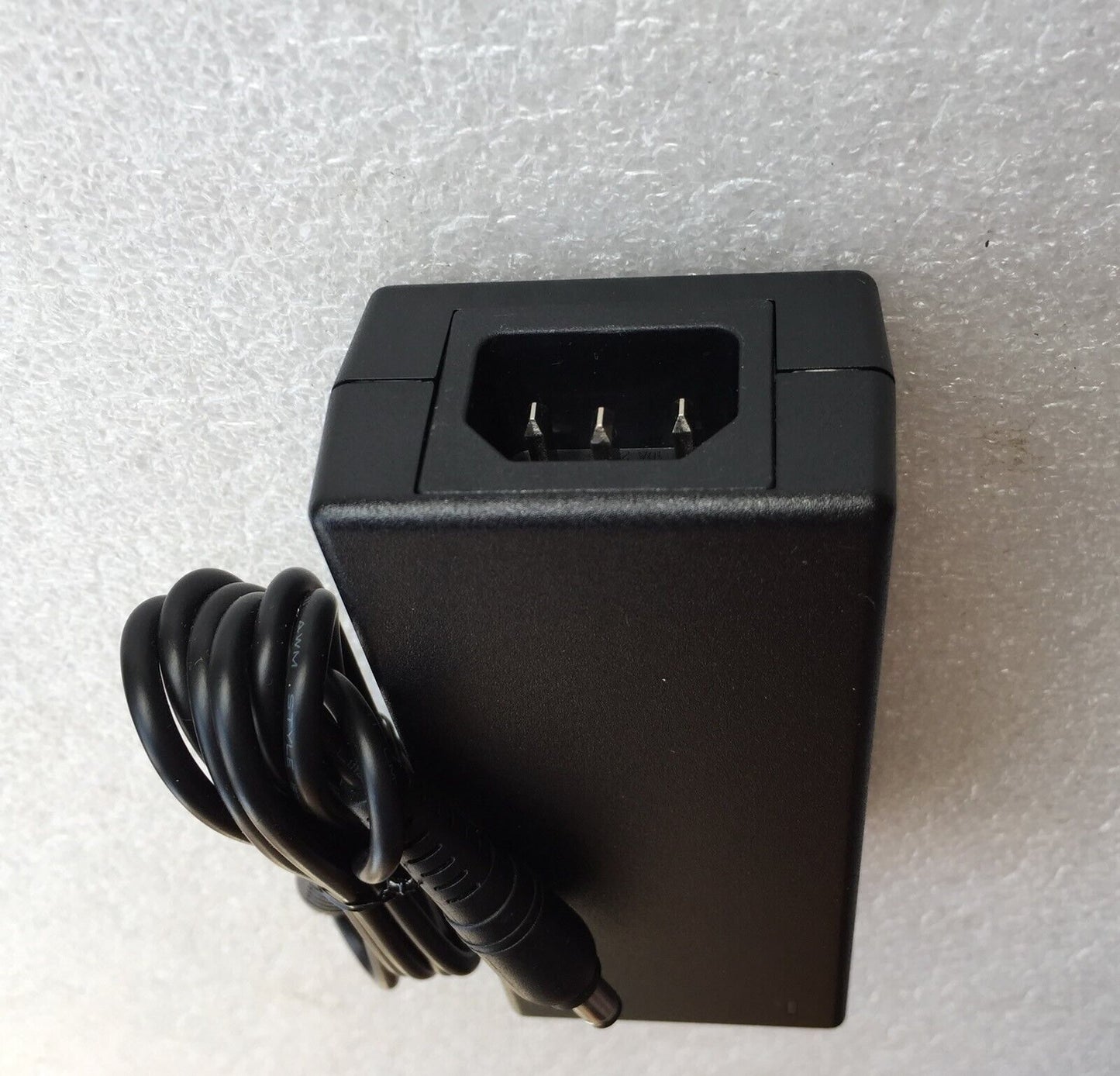 New Original OEM 12V Adapter for Peloton Exercise Bike PLTN-RB1VQ Console Tablet