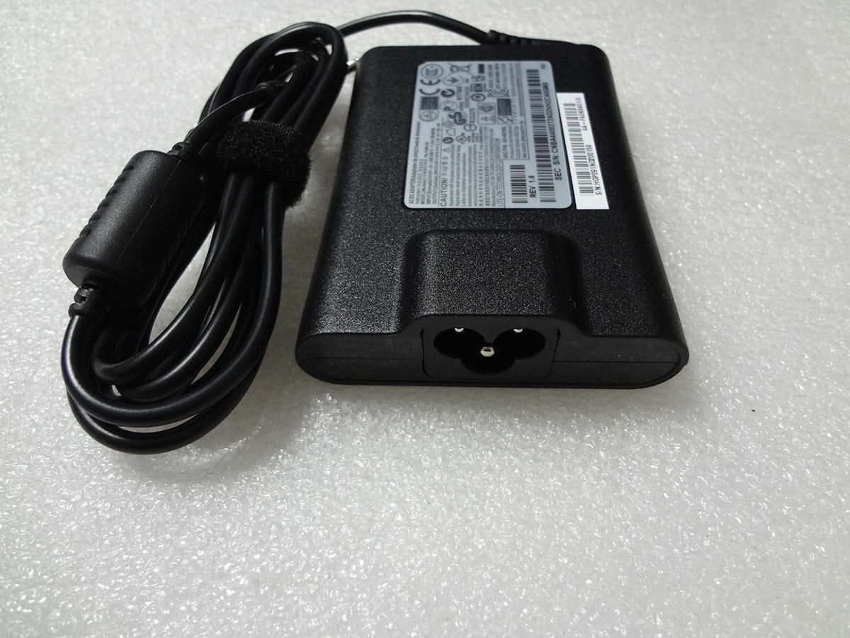 New Original Samsung Cord/Charger NP900X4C-A01US/A02US/A03US/A06US AA-PA3NS40/US