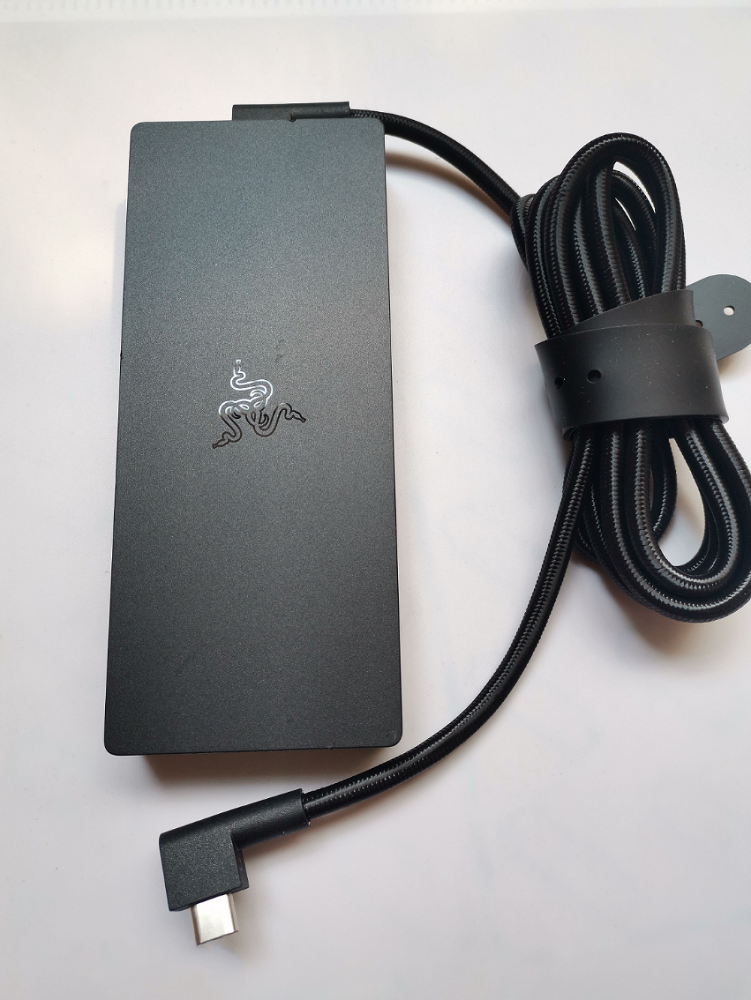 New Original Razer Blade 18 i9 13950HX 330W 19.5V 16.92A RC30-0484 Adapter Cord