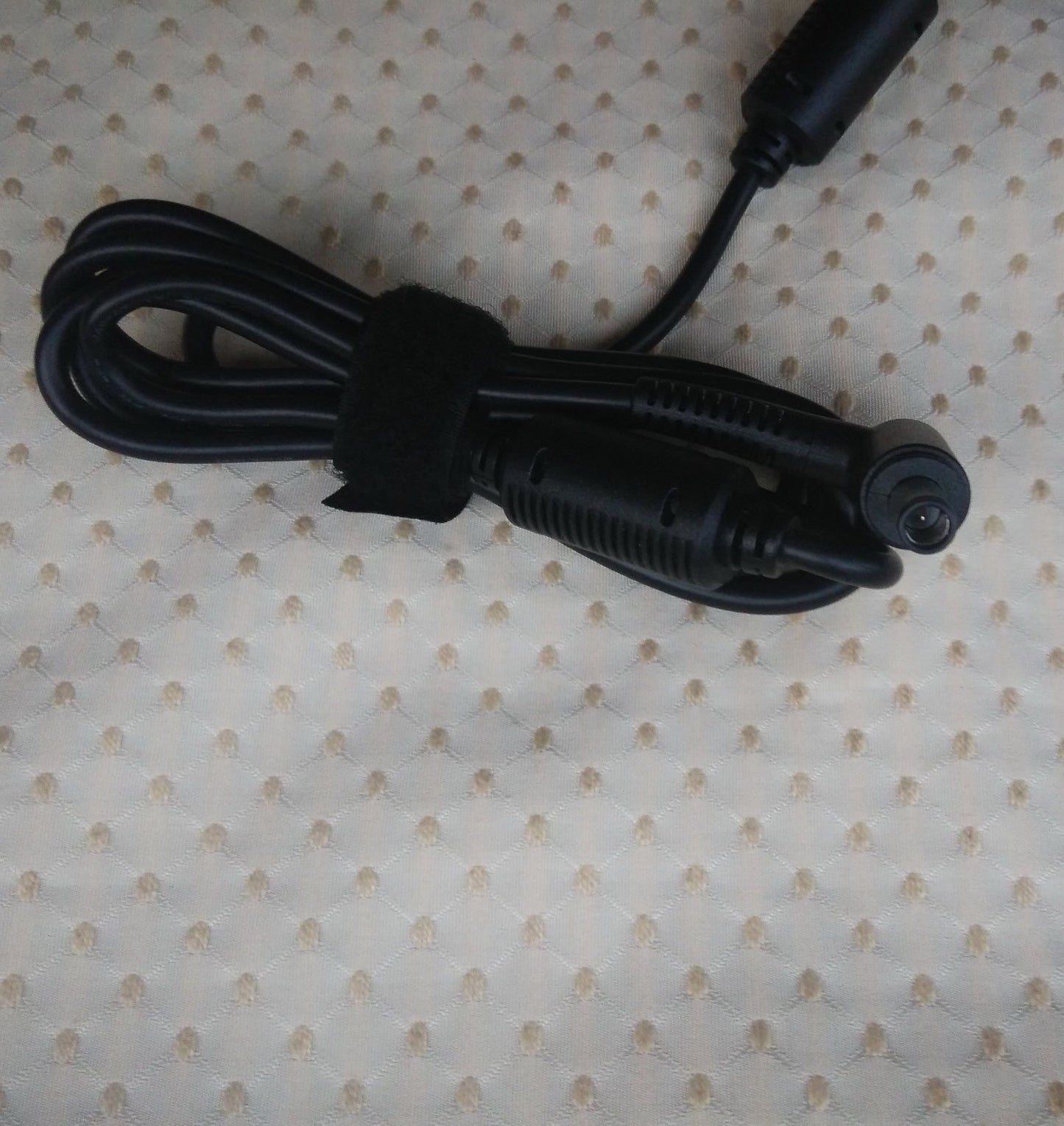 Original Delta 230W 19.5V AC Adapter for MSI WT72 6QN-218US,ADP-230EB T Notebook