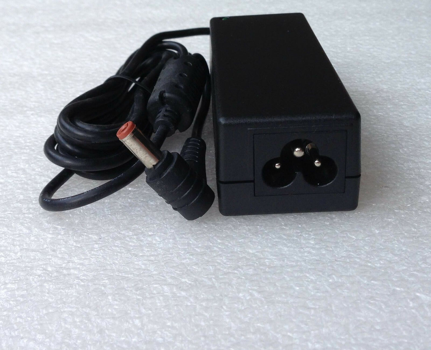 @Original Lenovo 40W AC Adapter for IdeaPad U310 4375-22U,LN-A0403A3C,ADP-40NH B