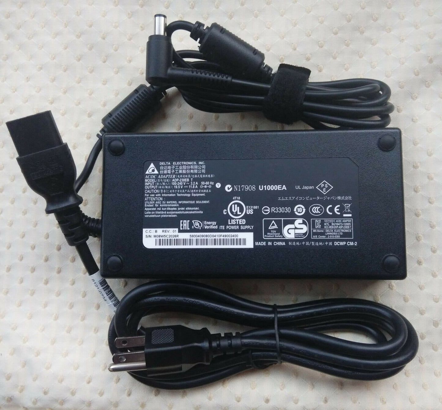 Original Delta 230W AC/DC Adapter for MSI GT72VR 6RD-039IT,6RD-045IT,ADP-230EB T