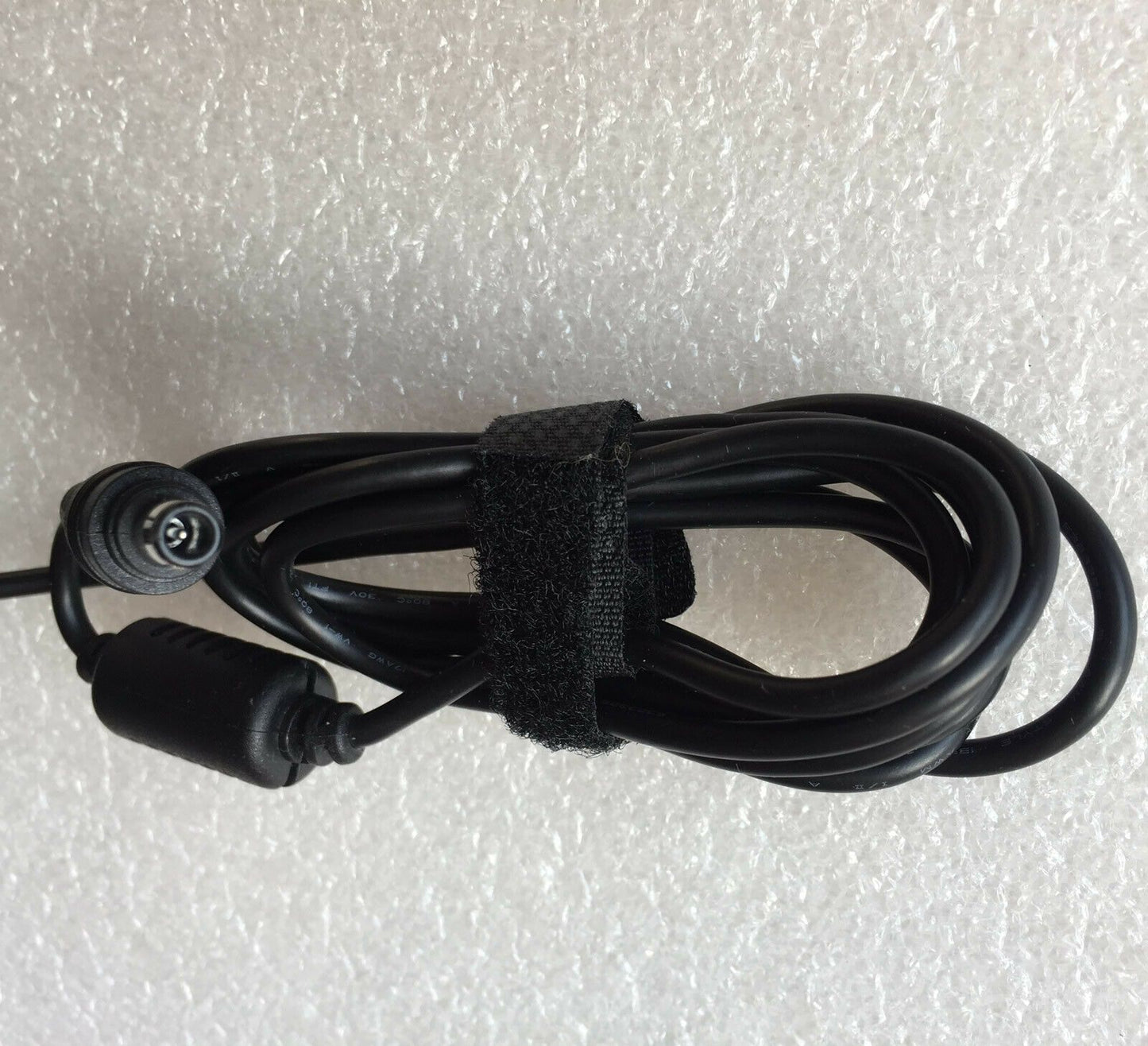@New Original OEM Samsung AC Adapter&Cord for Samsung Notebook 5 NP500R5L-YD1BR