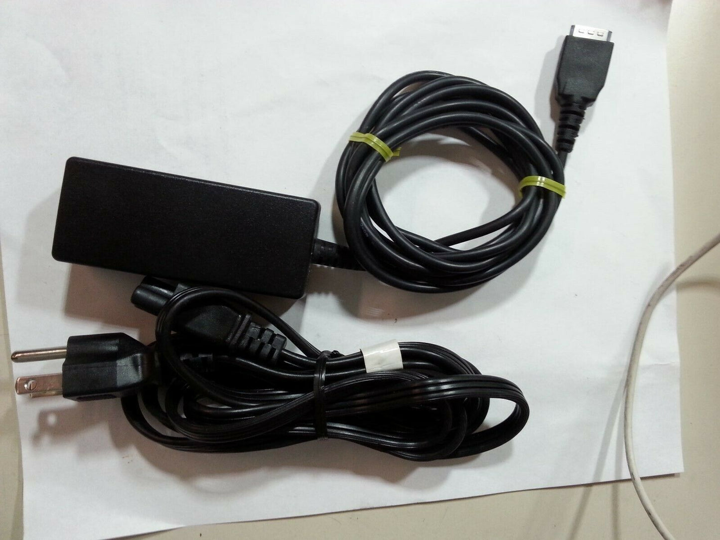 @New Original HP Slate 500 XT962LA Tablet,594913-001 30W AC Adapter&Cord/Charger