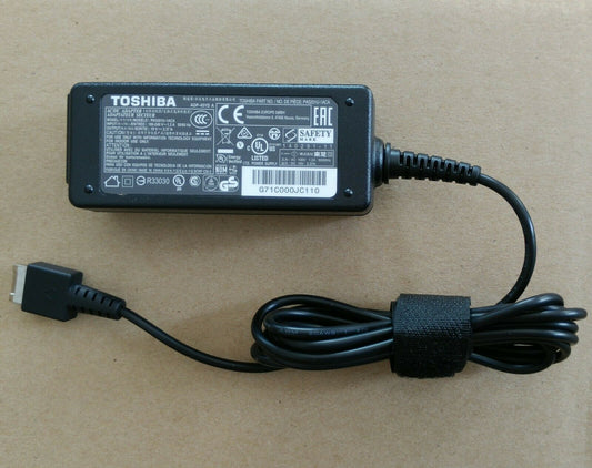 New Original Toshiba Kirabook L93 PA5201U-1ACA 45W 19V 2.37A AC/DC Adapter &Cord