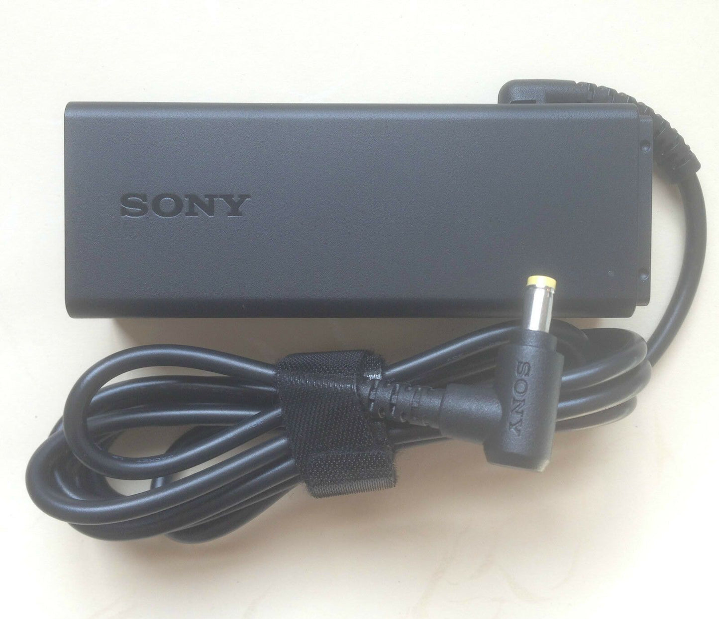 @Original Genuine OEM Sony Charger Vaio Duo 13 SVD13215CL,VGP-AC10V10 Ultrabook