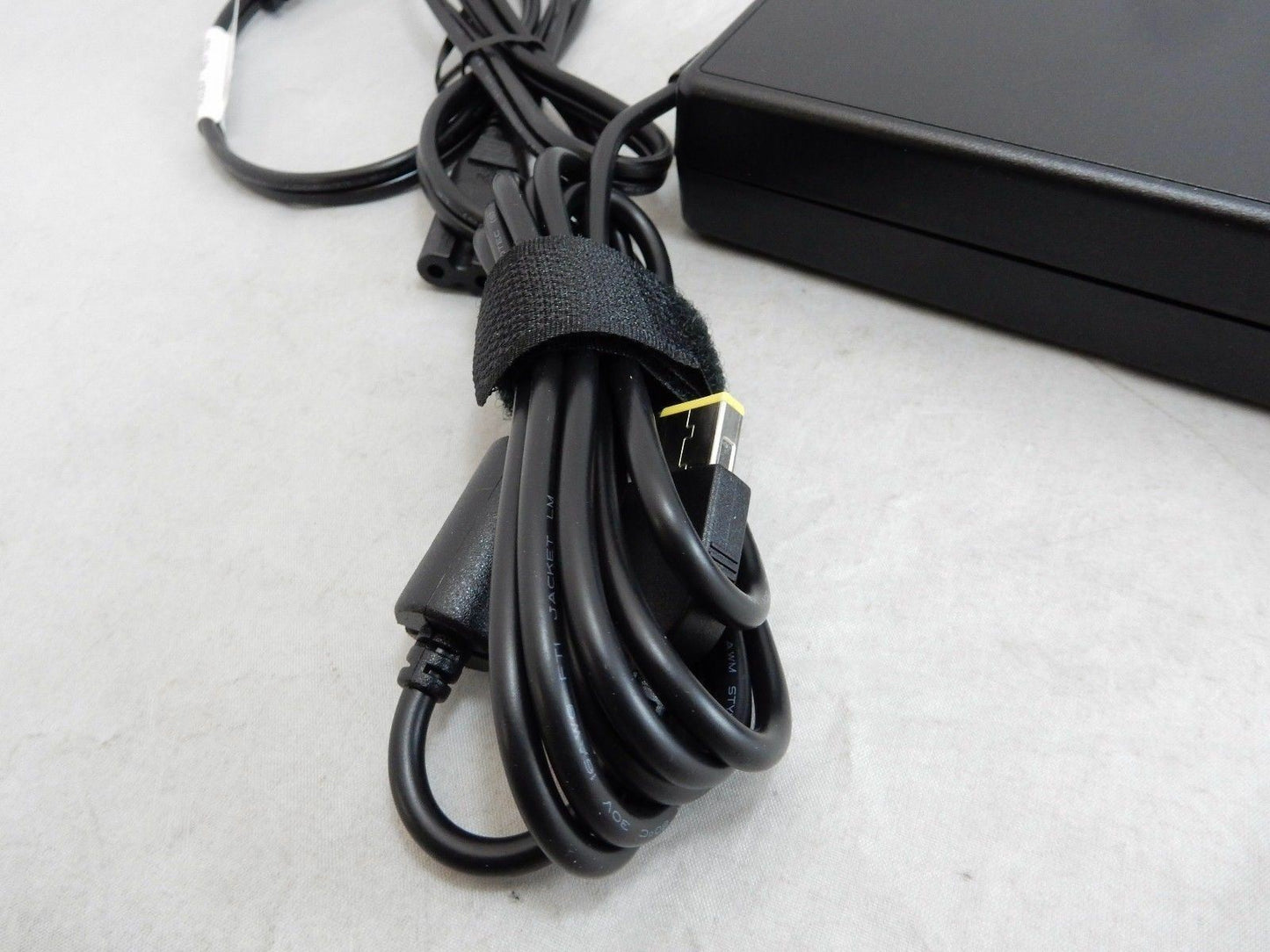 @Original OEM Lenovo 20V 8.5A 170W AC Adapter for Lenovo ThinkPad P70 20ER002KUS