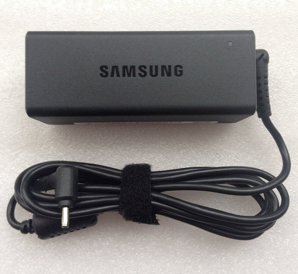 New Original Genuine OEM Samsung 40W Cord/Charger Series 9 NP900X3C-A02US Laptop