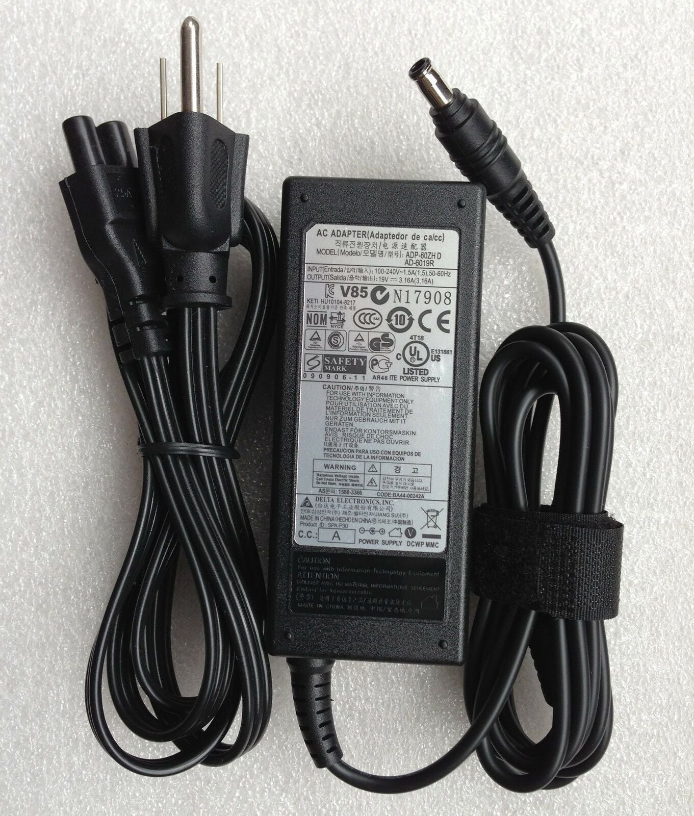 Original OEM Samsung 60W AC Adapter Charger ATIV Book 2 NP270E5E-K04US Notebook