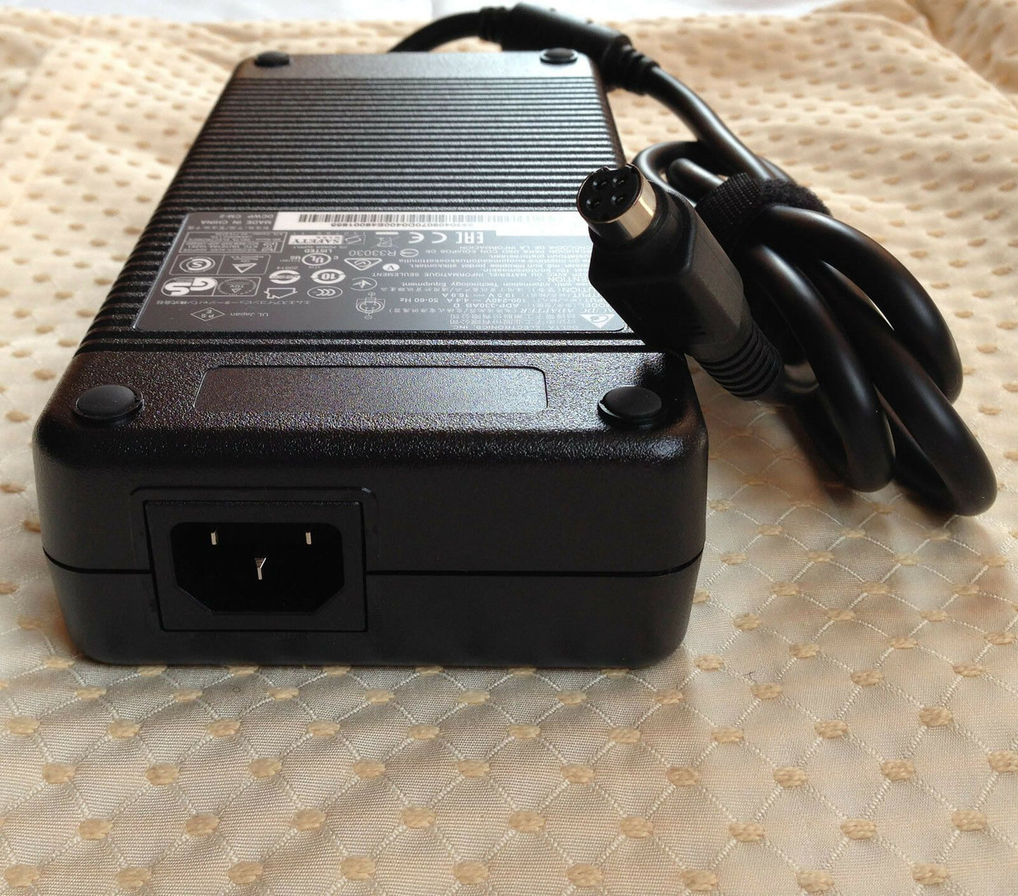 New Original Delta 330W AC Adapter for Clevo P775DM3-G,ADP-330AB D,Gaming Laptop