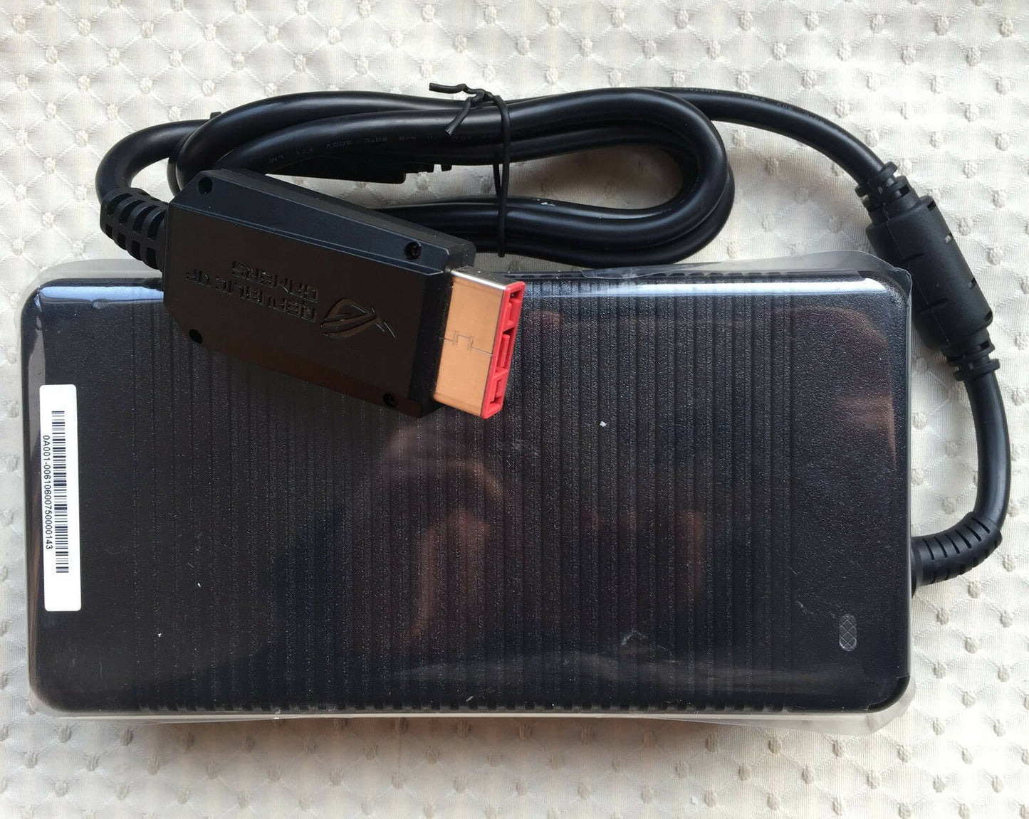 Original Delta ASUS 330W 19.5V AC Adapter for ASUS ROG GX800VH-XS79K,ADP-330AB D