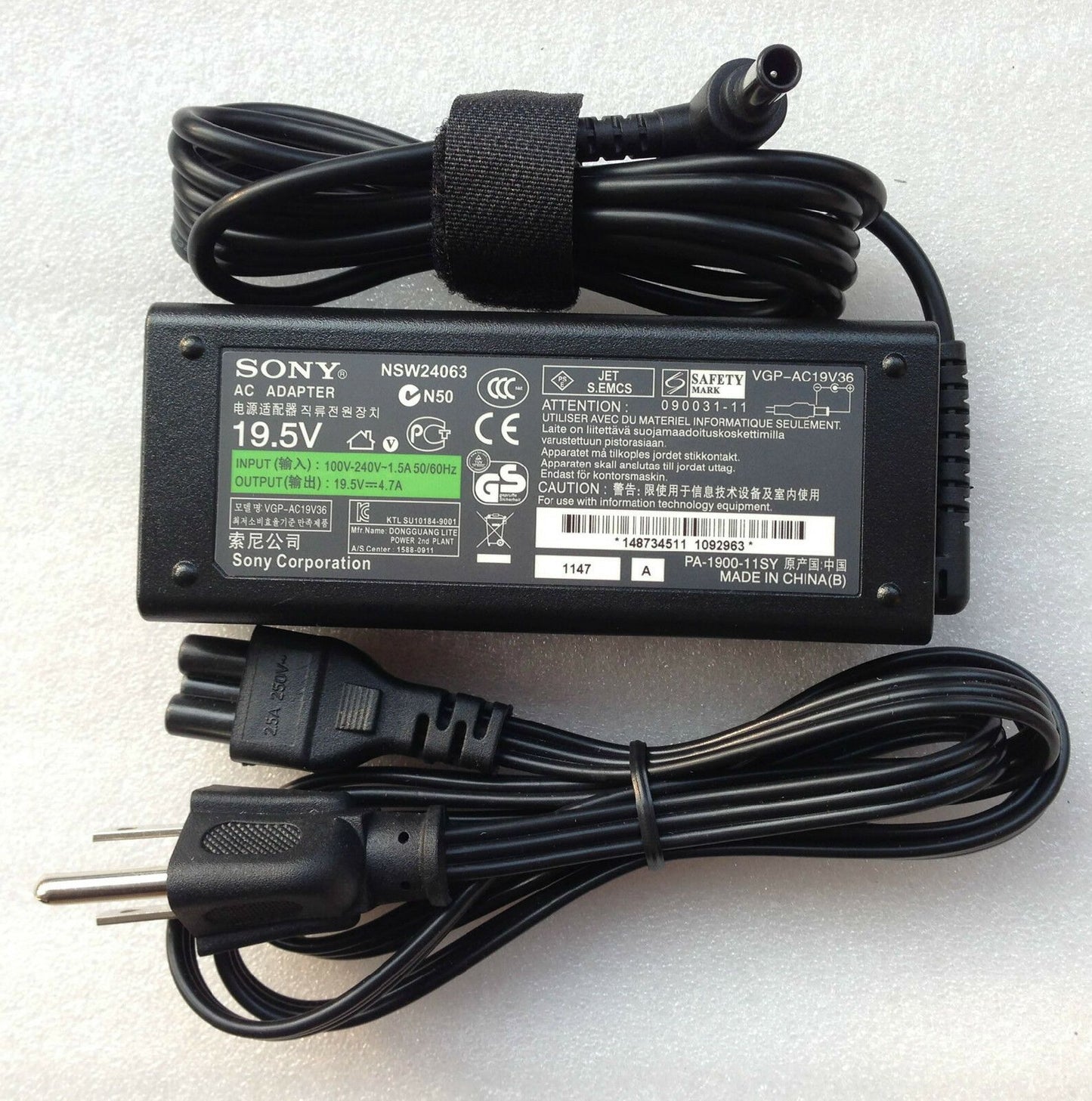 Original Genuine OEM 90W 19.5V 4.7A AC Adapter Power Charger 4 SONY NSW24063 N50
