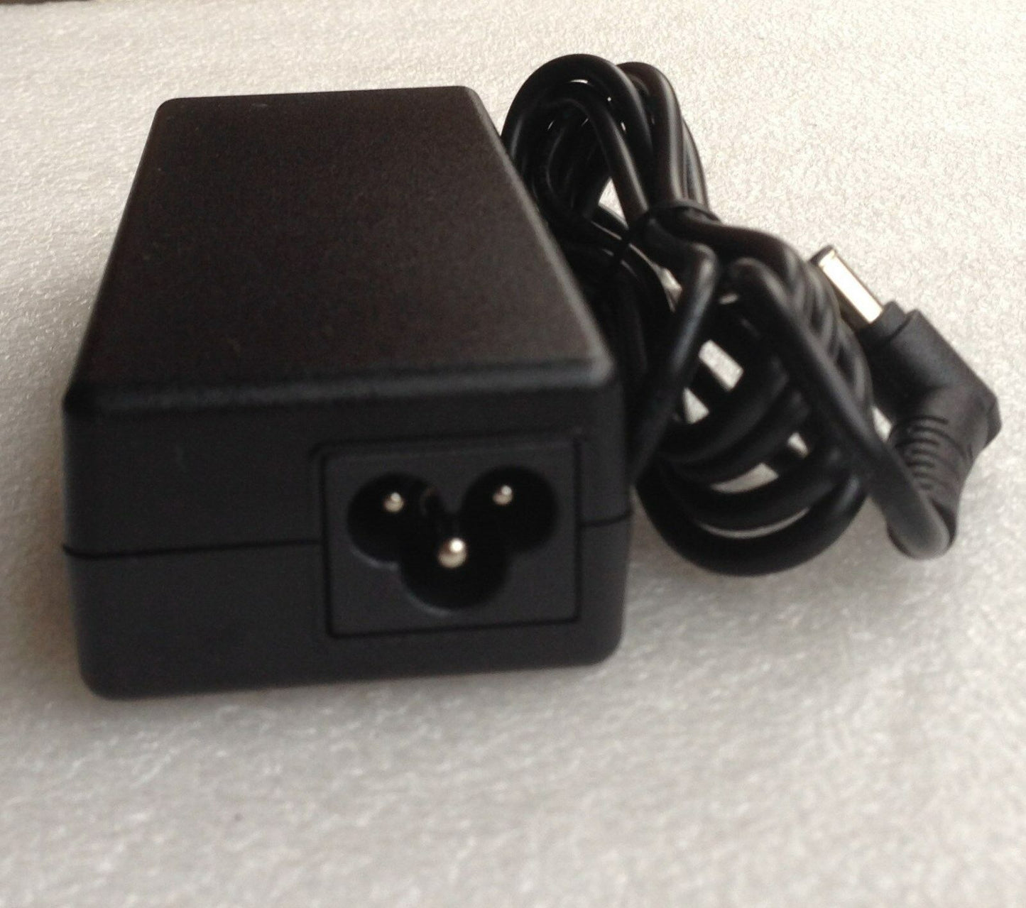 Original OEM 75W Laptop Charger for Sony Vaio VGP-AC19V38,N50,V85,ADP-75UB F,New