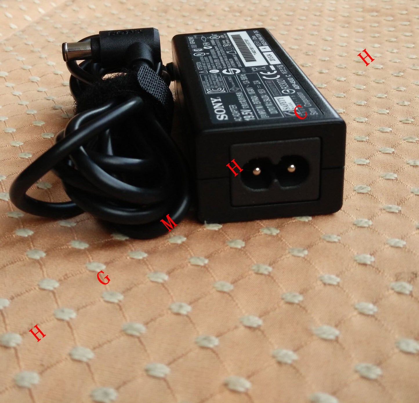 Original Genuine OEM 45W AC Adapter for Sony Vaio SVF14A16CXS,VGP-AC19V67 Laptop
