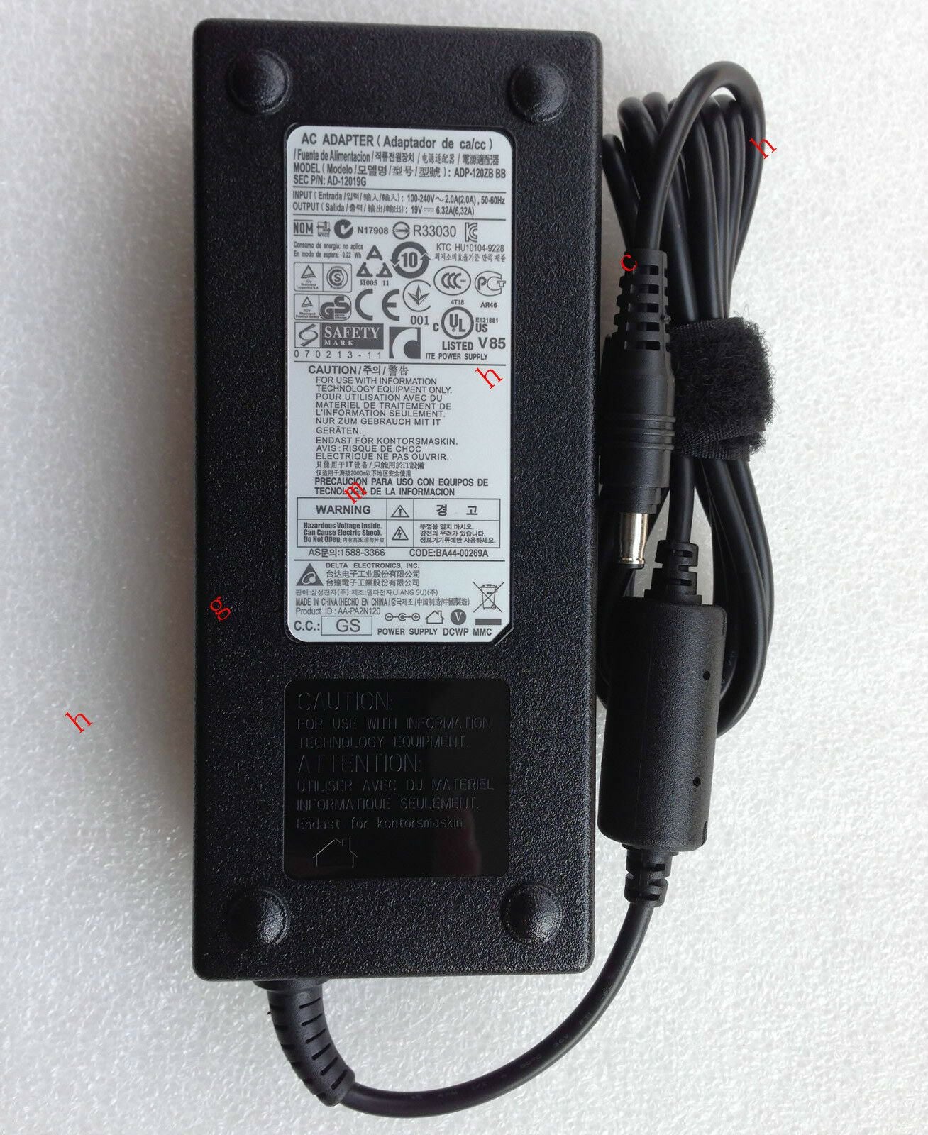 New Original OEM Delta 120W AC Adapter for Samsung DP700A3D-A01US,DP700A3D-A01PT