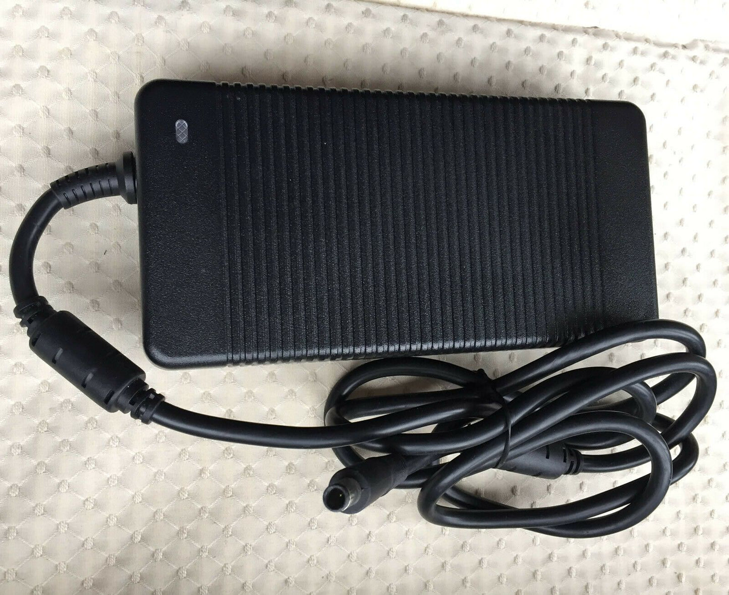 New Original Delta 330W AC/DC Adapter for Acer Predator Helios 500 PH517-61-R3RW