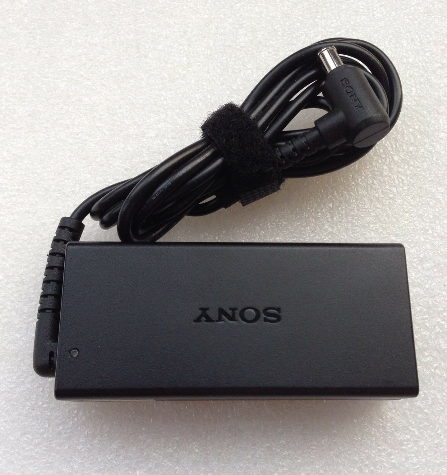 Original OEM Sony 45W 19.5V 2.3A AC Adapter for VAIO Fit 14A SVF14N13SGB Flip PC