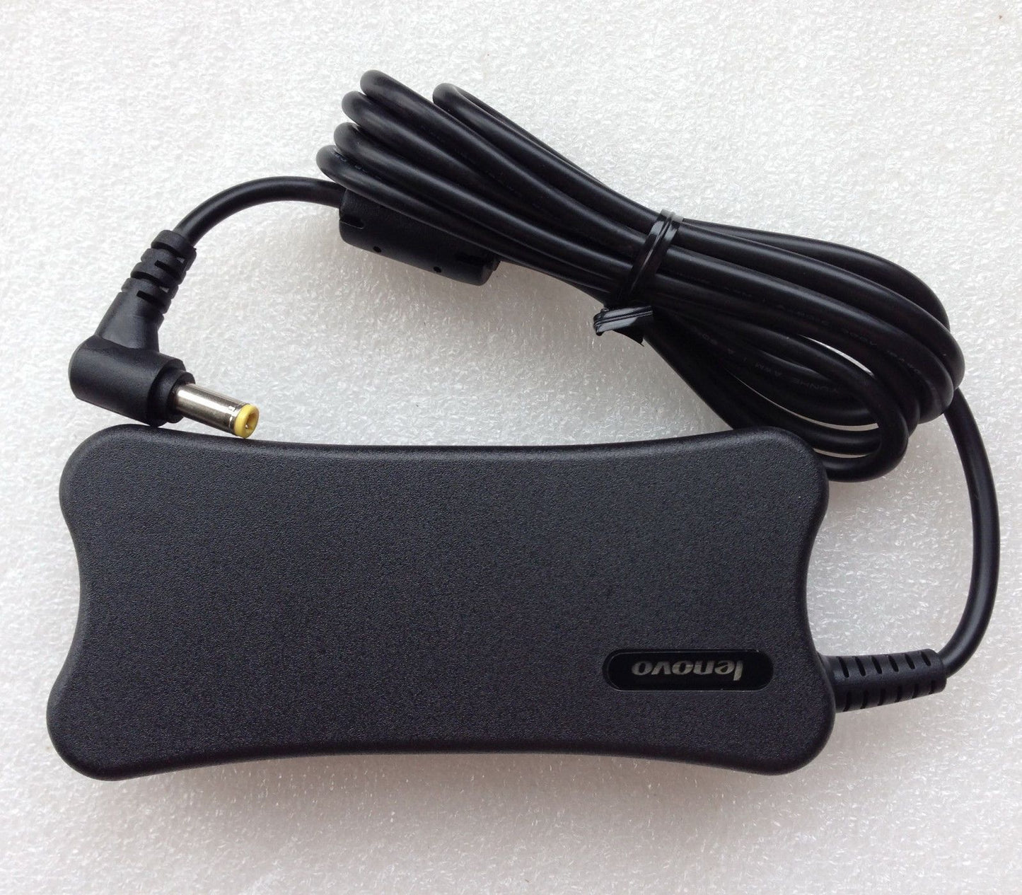 Genuine AC Power Adapter charger Lenovo 3000 g450 g510 g530 g550 y400