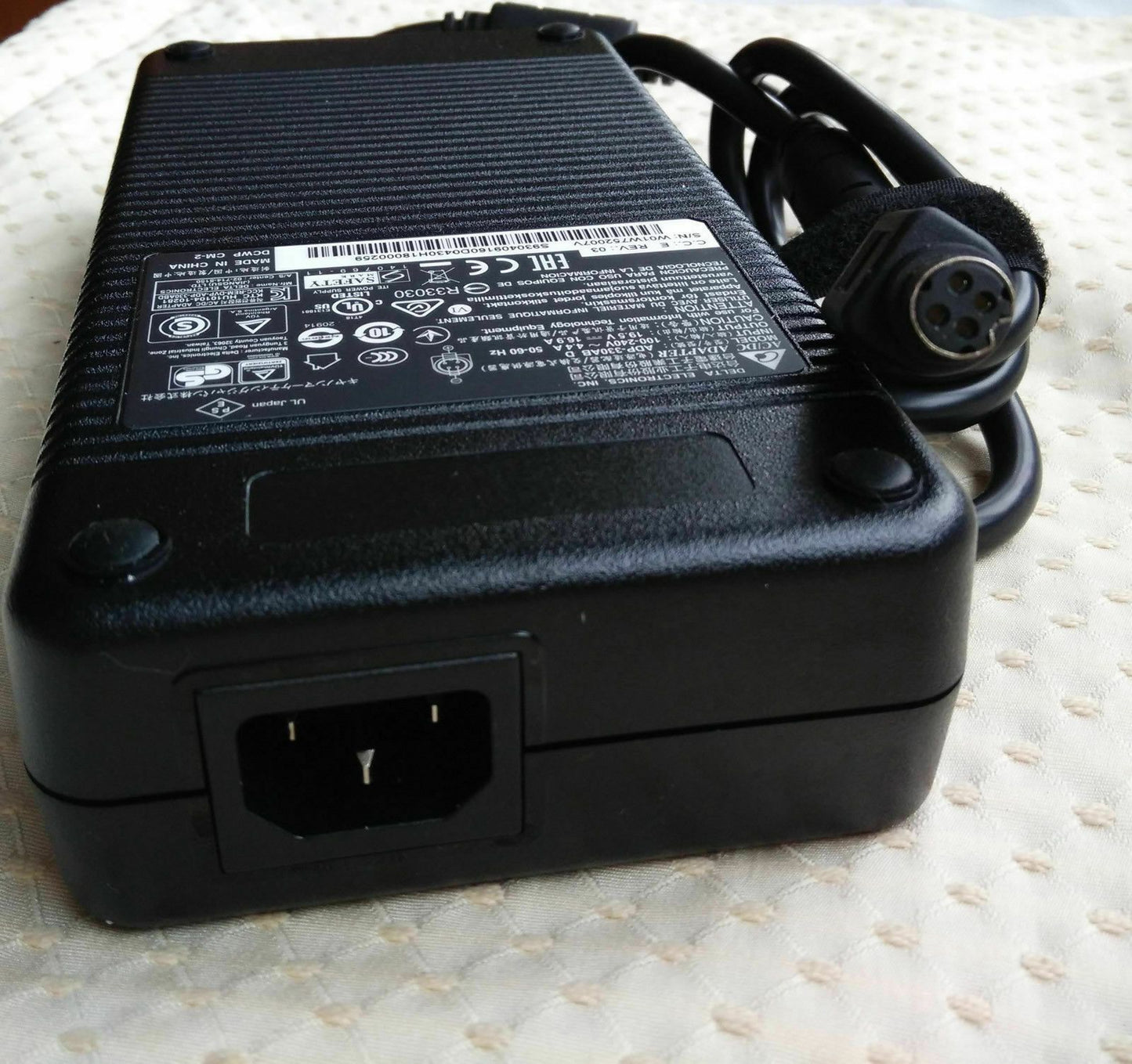@New Original Delta 19.5V 16.9A AC Adapter for MSI Desktop Trident 3 VR7RC-089US
