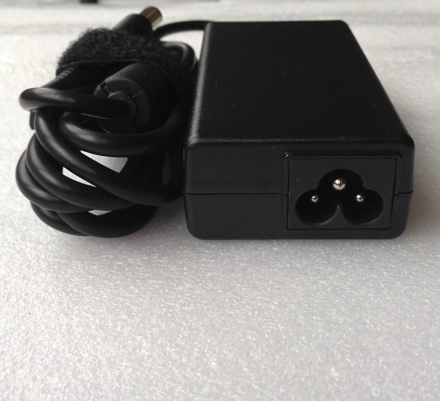 @New Original OEM HP 45W Cord/Charge EliteBook Folio 9470M,744893-001,696694-001
