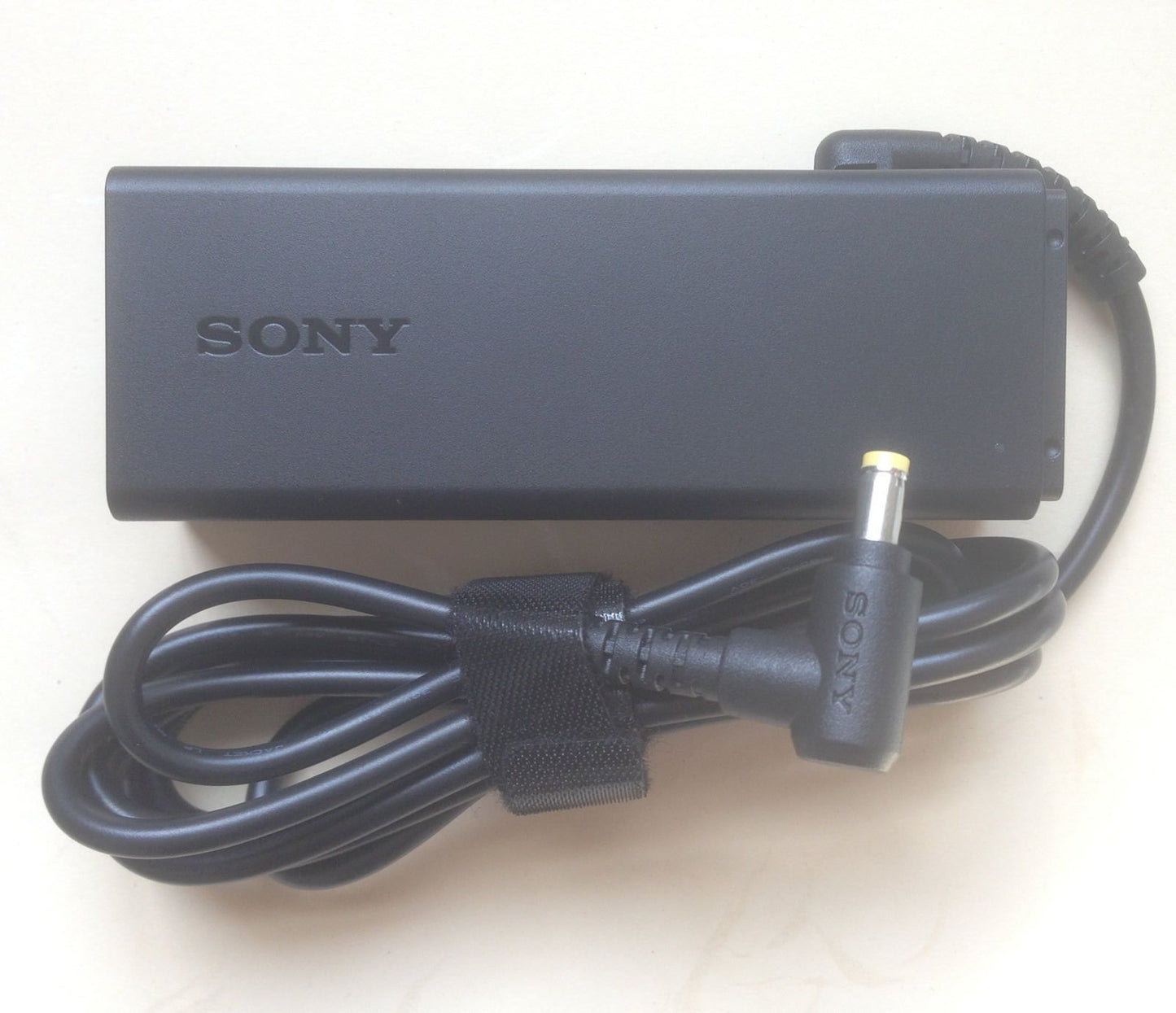 Original OEM Sony VGP-AC10V10 Charger VAIO Pro 13 SVP1321W9EBIT1 Touch Ultrabook