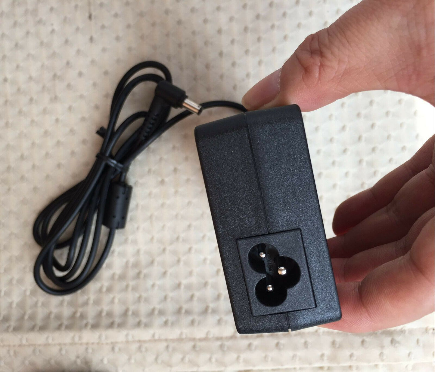 New Original Chicony 19.5V AC Adapter for MSI GS63 Stealth-060,A16-135P1B Laptop