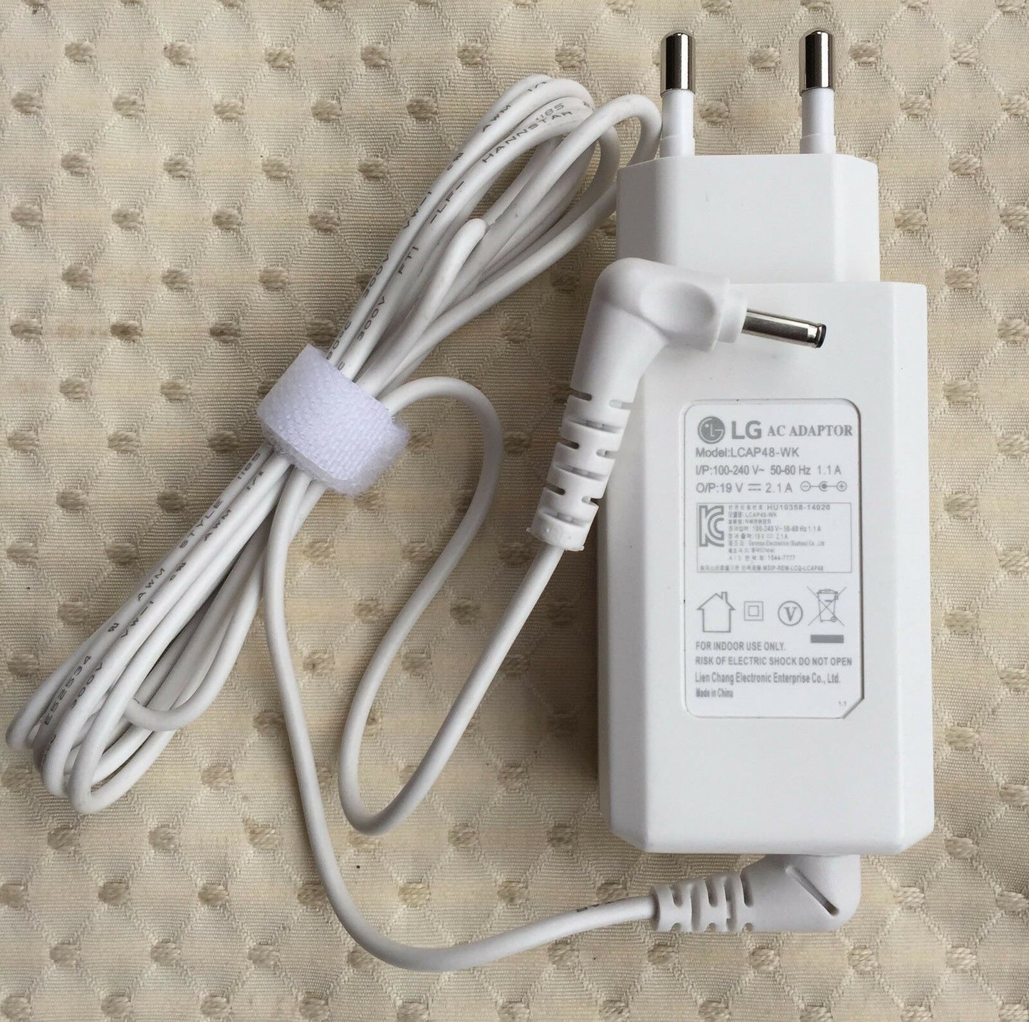New Original OEM LG 19V 2.1A 40W AC Adapter for LG Gram 13Z970-U.AAW5U1 Notebook