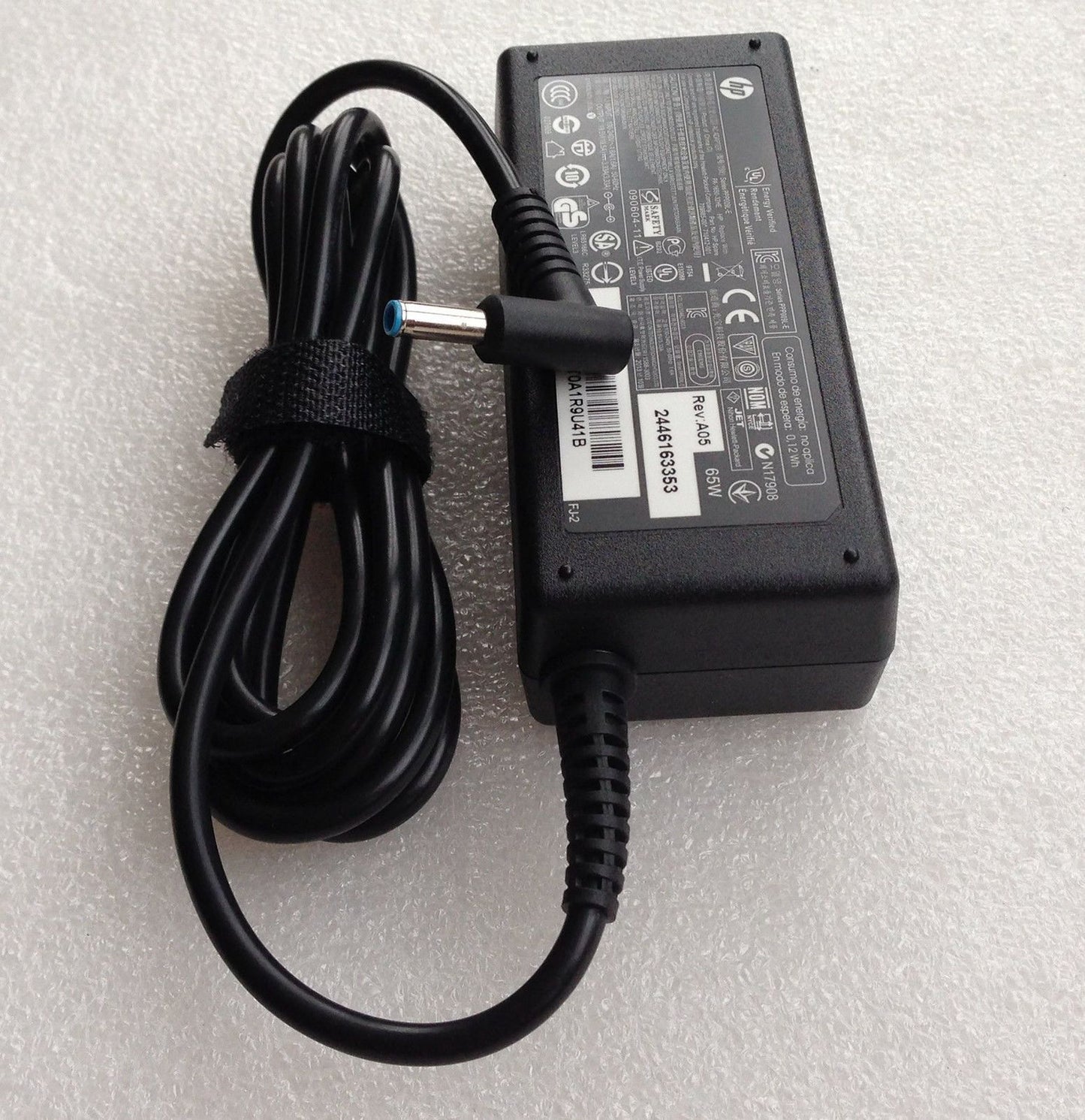 New Original Genuine OEM 65W AC Power Adapter for HP Pavilion 17-E160US Notebook