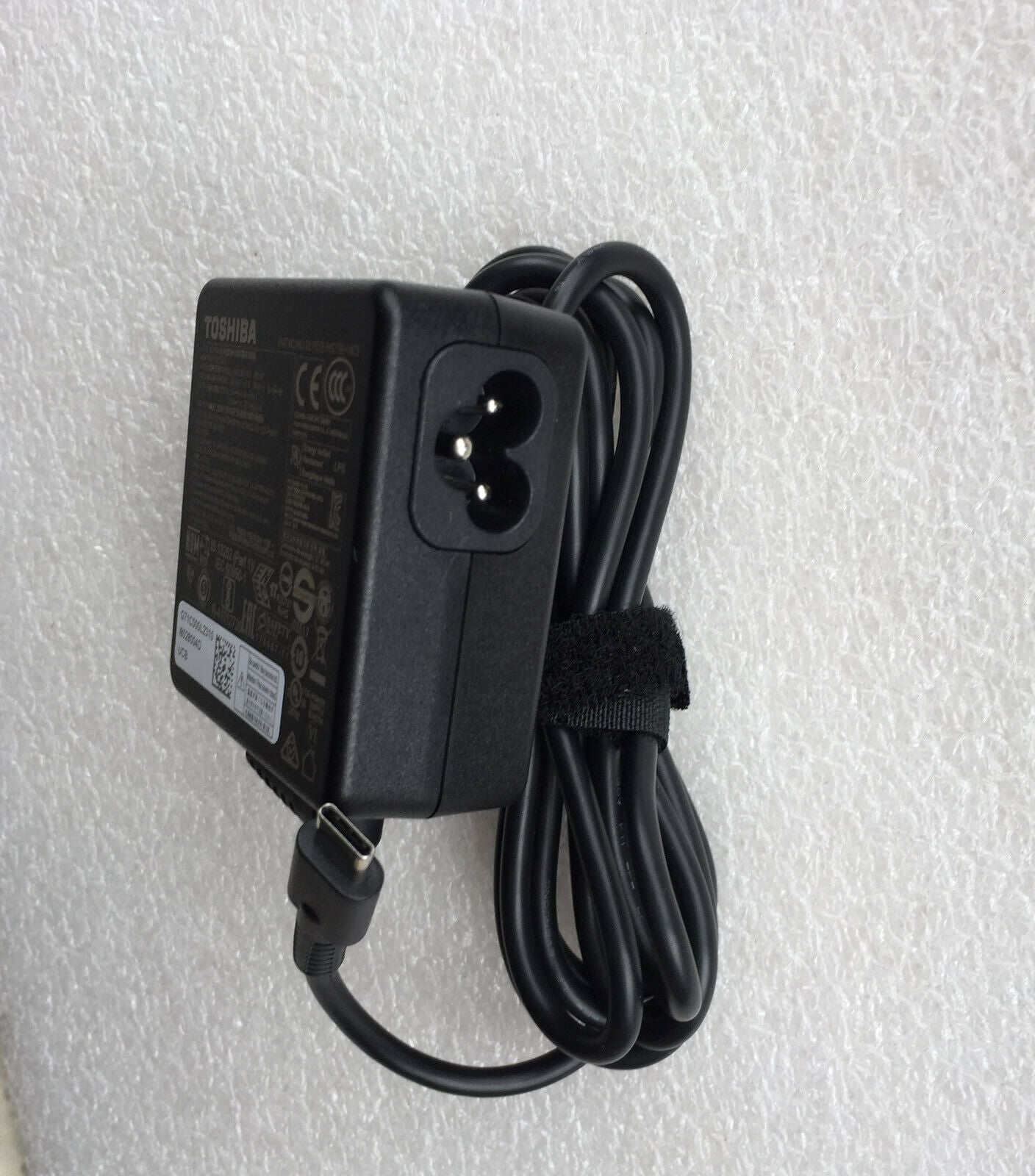 Original Toshiba 45W USB-C AC Adapter for Toshiba Portege X20W-D (PRT12U-02000E)