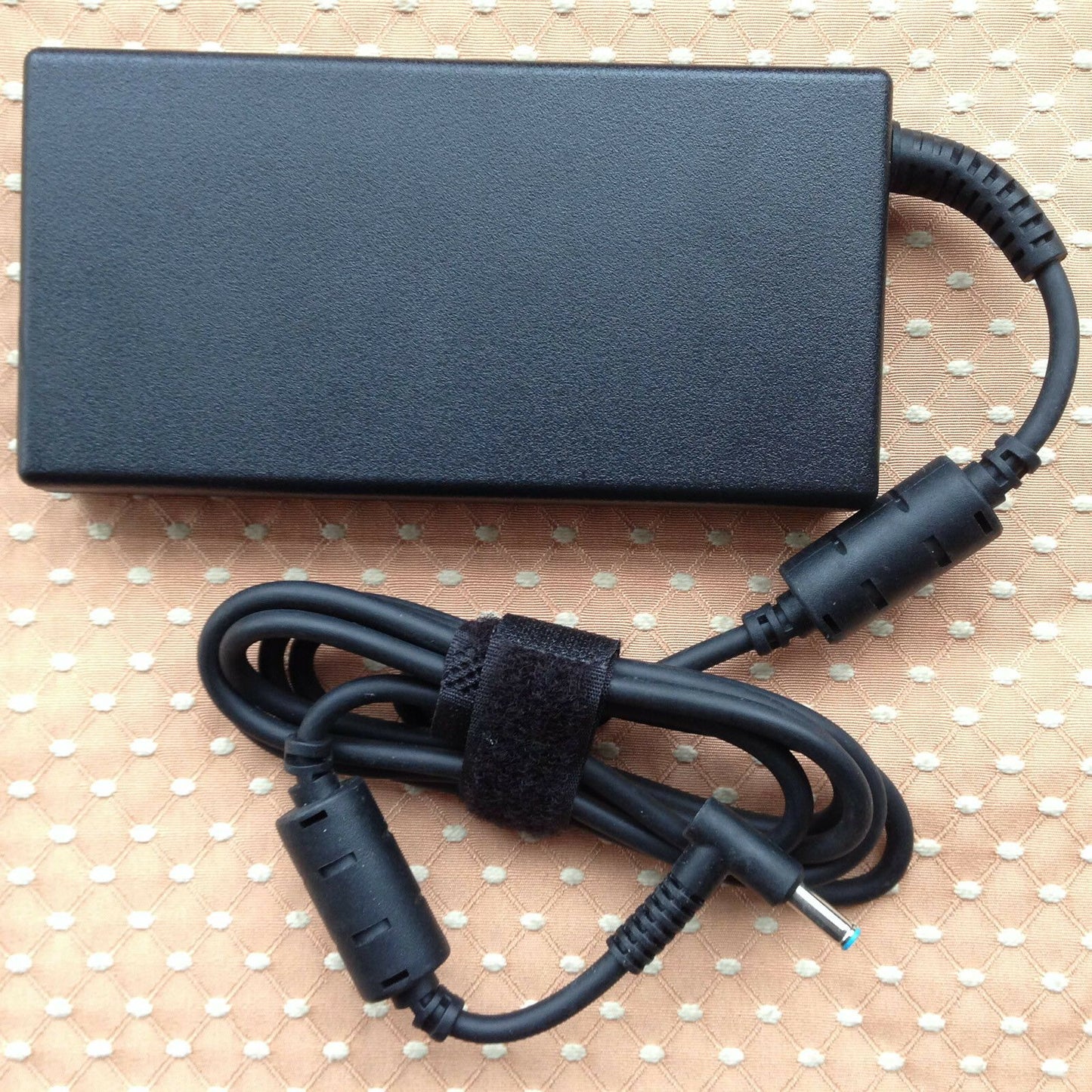 New Original OEM HP 120W Cord/Charger ENVY 15T-Q100,15T-Q300,15T-Q400,710415-001