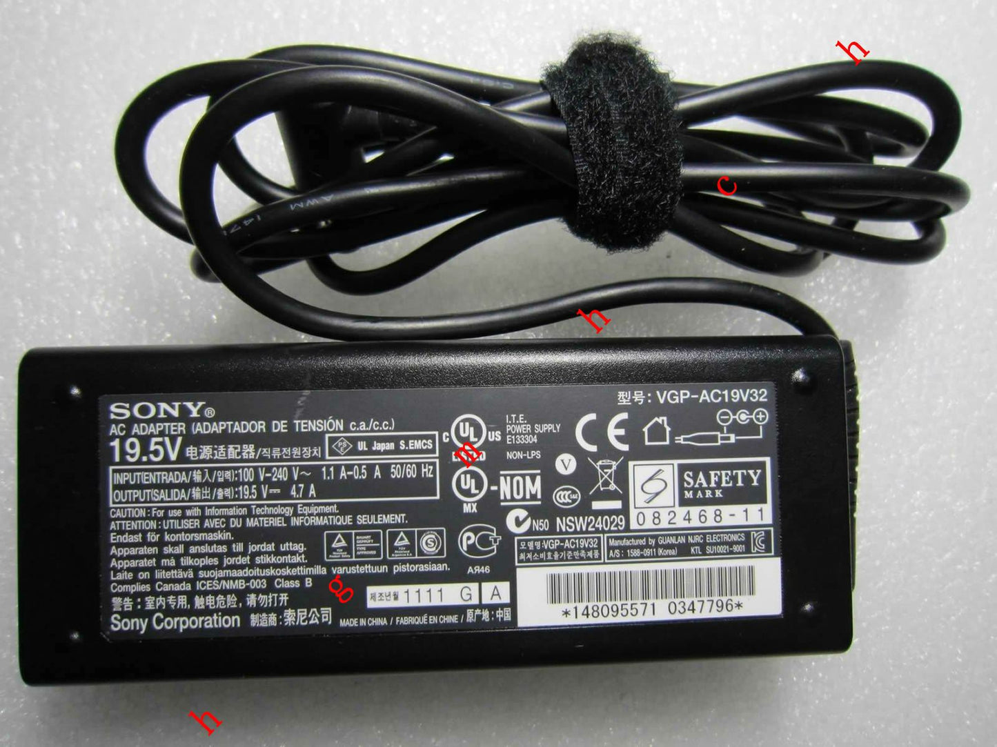 Original Genuine OEM Sony 90W AC Power Adapter for Sony Vaio VPCSB31FX Notebook