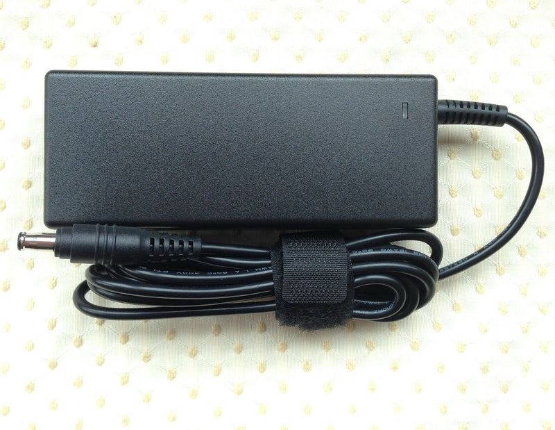 Original OEM Samsung Series 7 NP700Z7C-S01US 90W AC Power Adapter Charger/Cord